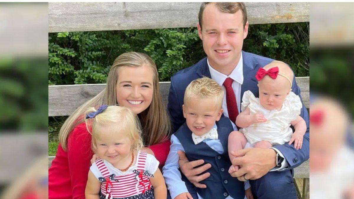 Photo of Joseph Duggar and family