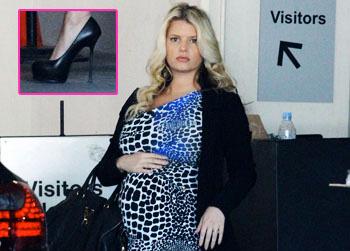 //jessica simpson very pregnant high heels