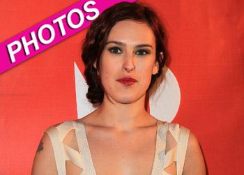 //rumer willis red carpet splash