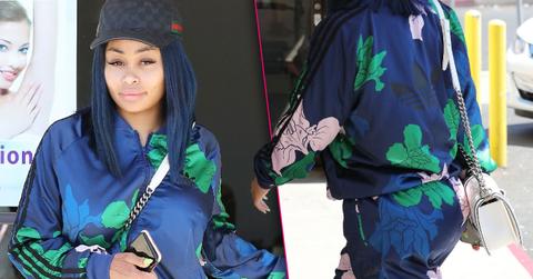 Blac Chyna Sharpens Claws At Nail Salon