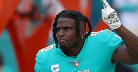 third woman comes forward claiming tyreek hill is the father of her child