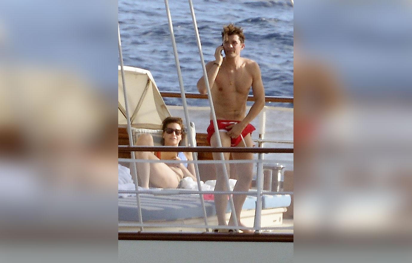 //orlando bloom shirtless nude penis yacht