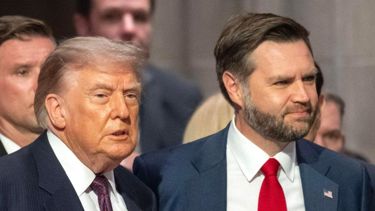 picture of donald trump and J.D Vance