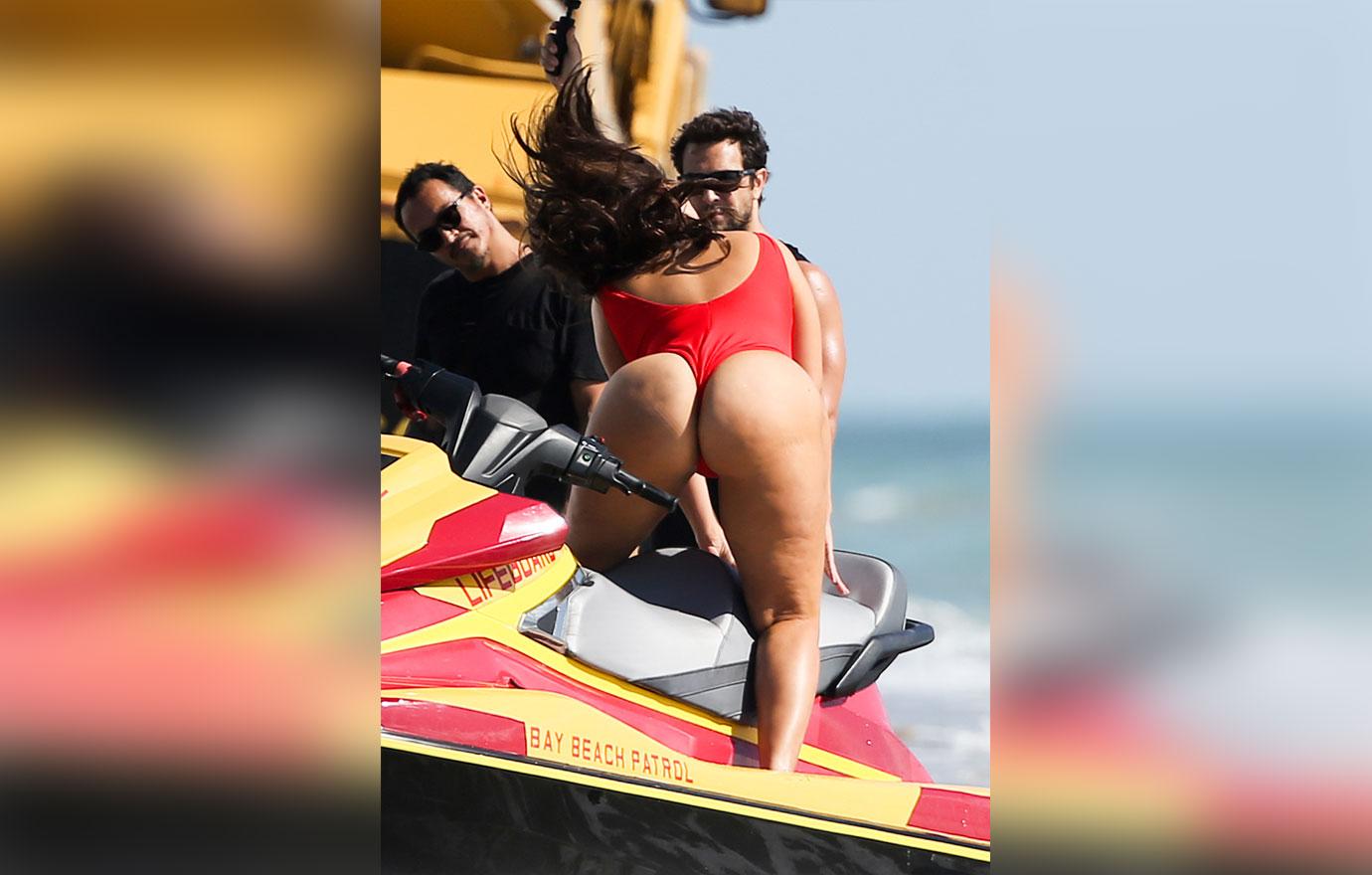 Ashley Graham Plus Size Model Boobs Butt Photos -- Sports