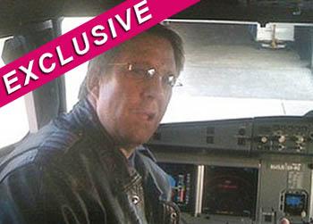 //clayton osbon happy jetblue pilot