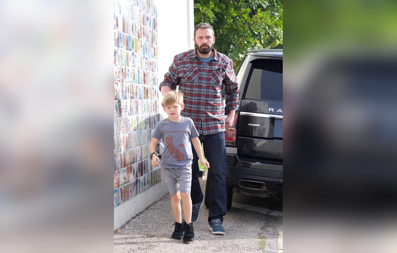 Ben Affleck And Jennifer Garner Head To Church