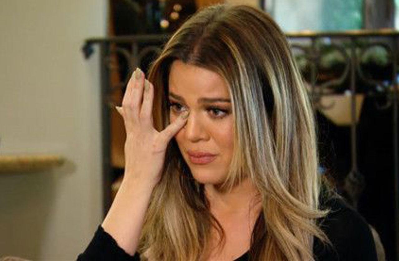 //Khloe Kardashian Pregnant Cant Stop Crying pp