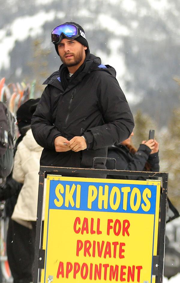 Kourtney Kardashian Scott Disick Ski