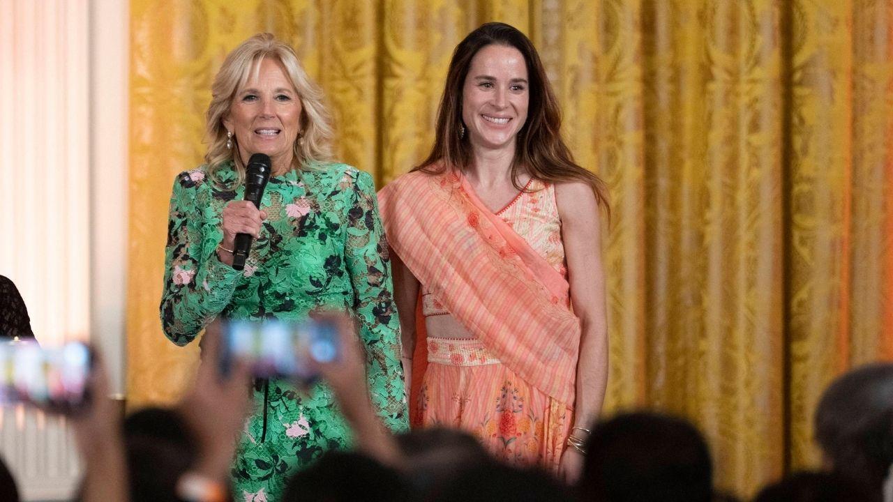 A photo of Jill Biden and Ashley Biden