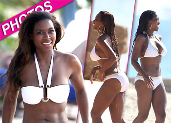 //kenya moore bikini splash