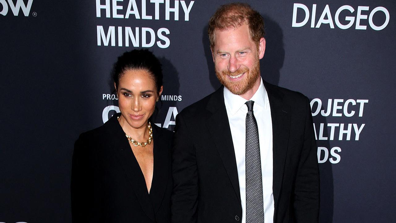 Meghan Markle and Prince Harry did not initially contact Thomas, according to a source.