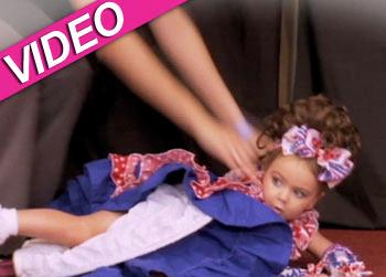 //toddlers tiaras girl falls tlc