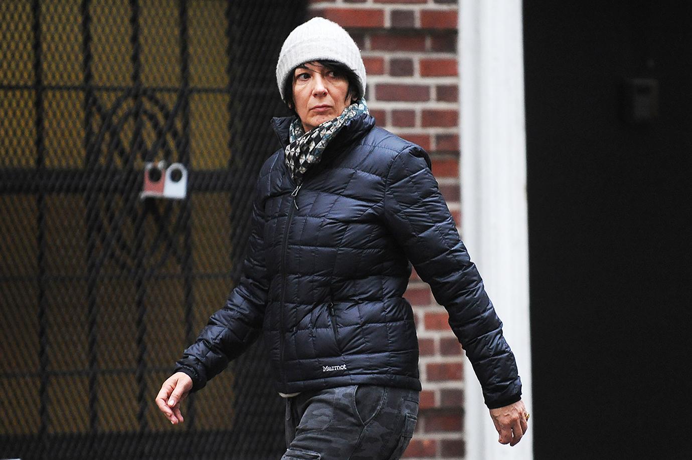 ghislaine maxwell juror hires lawyer who represented german scammer anna sorokin r