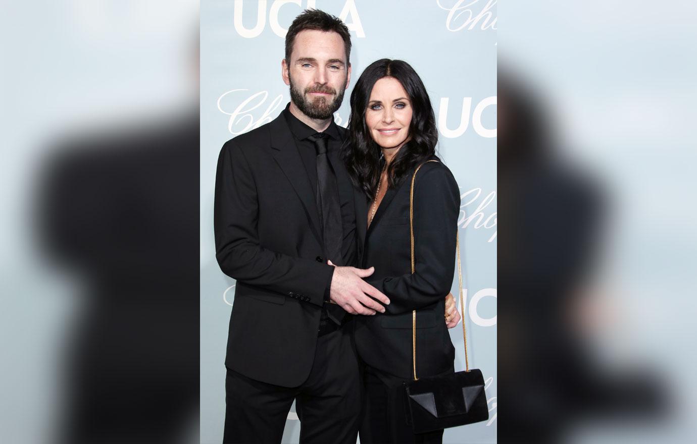 Johnny McDaid and Courteney Cox Relationships with Age Gaps May December Relationships