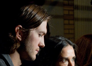 //demi ashton divorce_