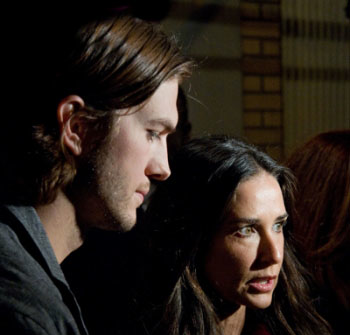 //demi ashton divorce_