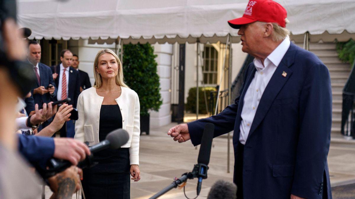 Photo of Karoline Leavitt and Donald Trump