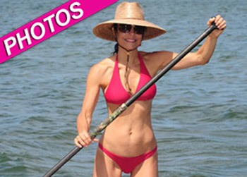 //bethenny frankel bikini startraks