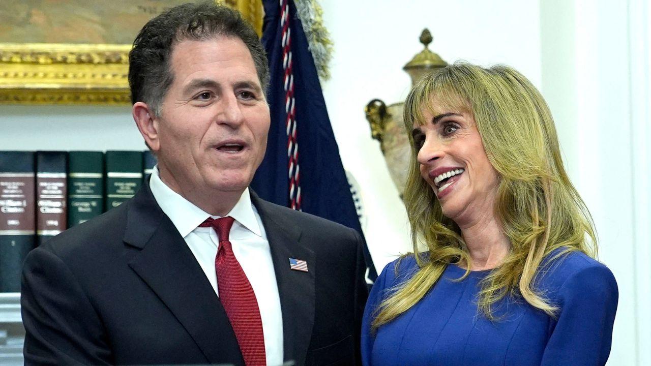 Image Of Susan and Michael Dell