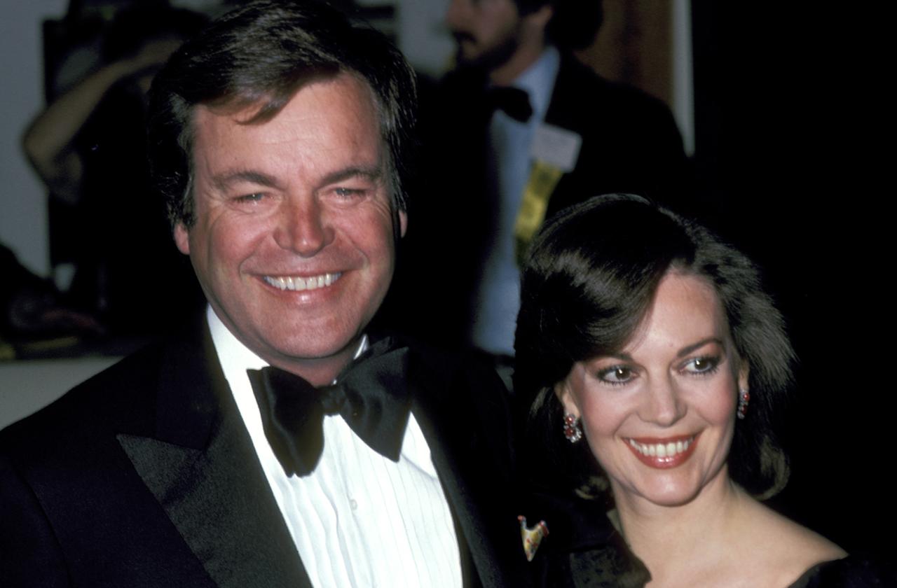 natalie wood childhood pal demands robert wagner face justice