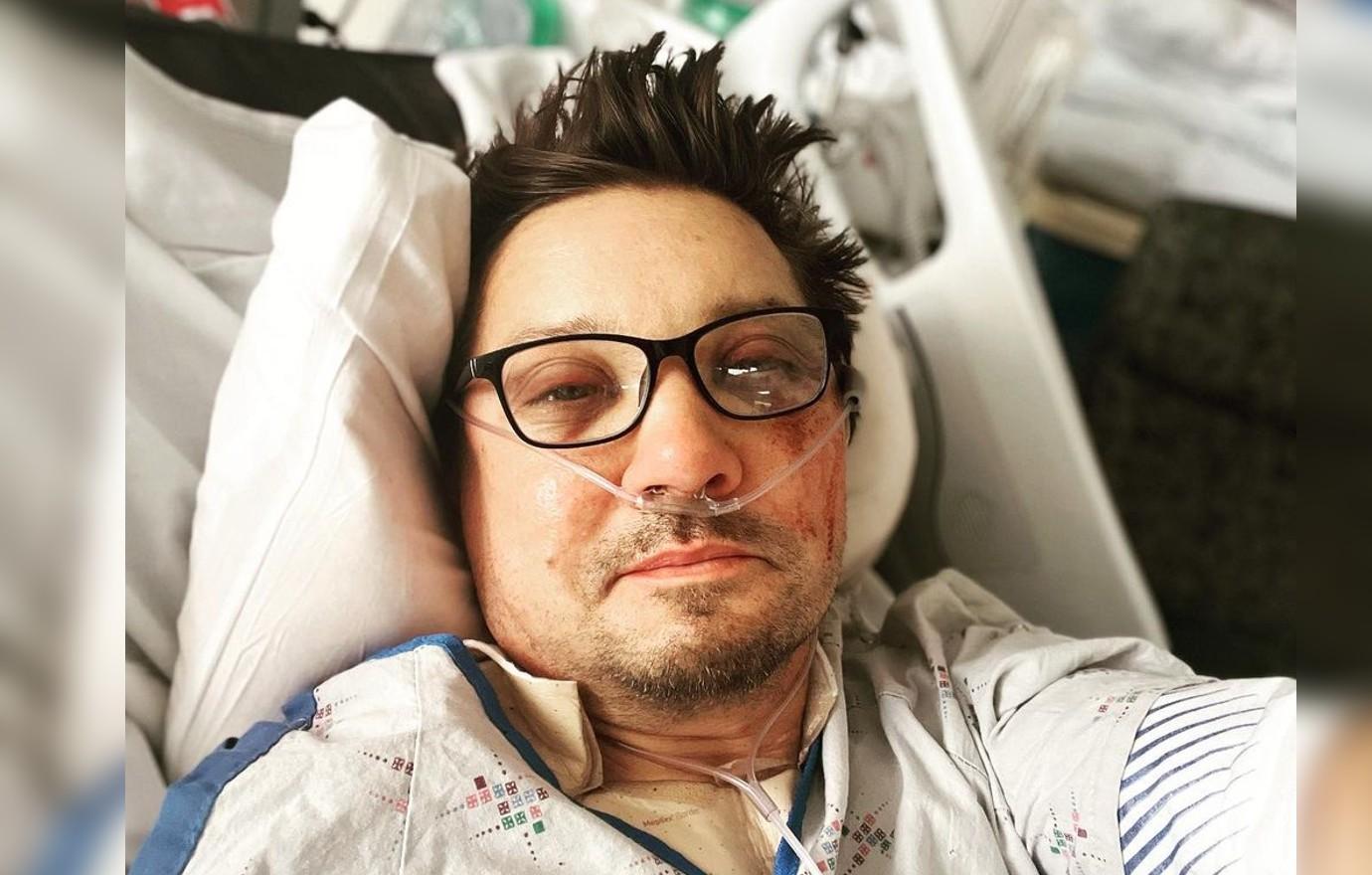 jeremy renner hospital ig