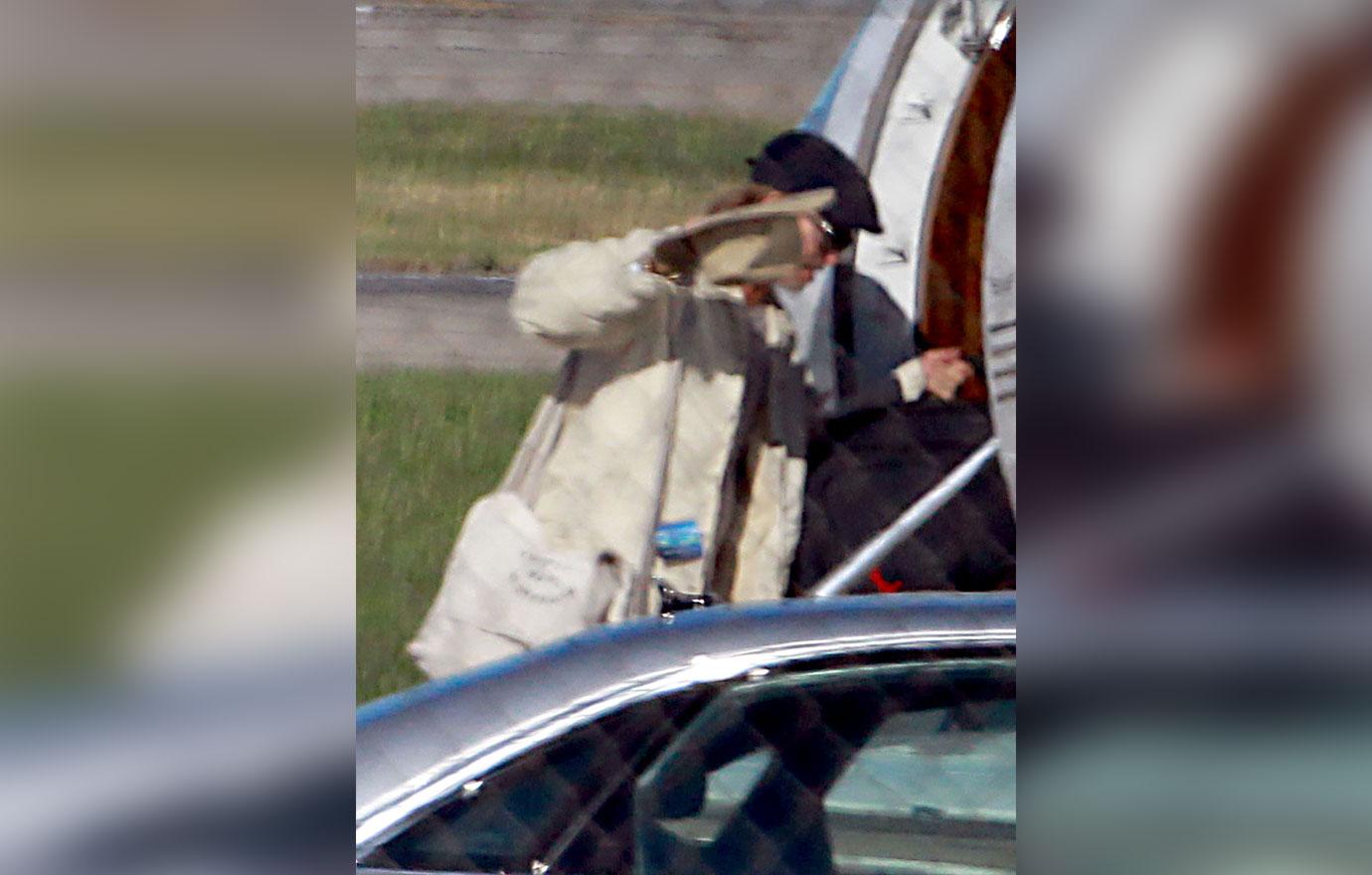 Brad Pitt hugging his parents in Missouri