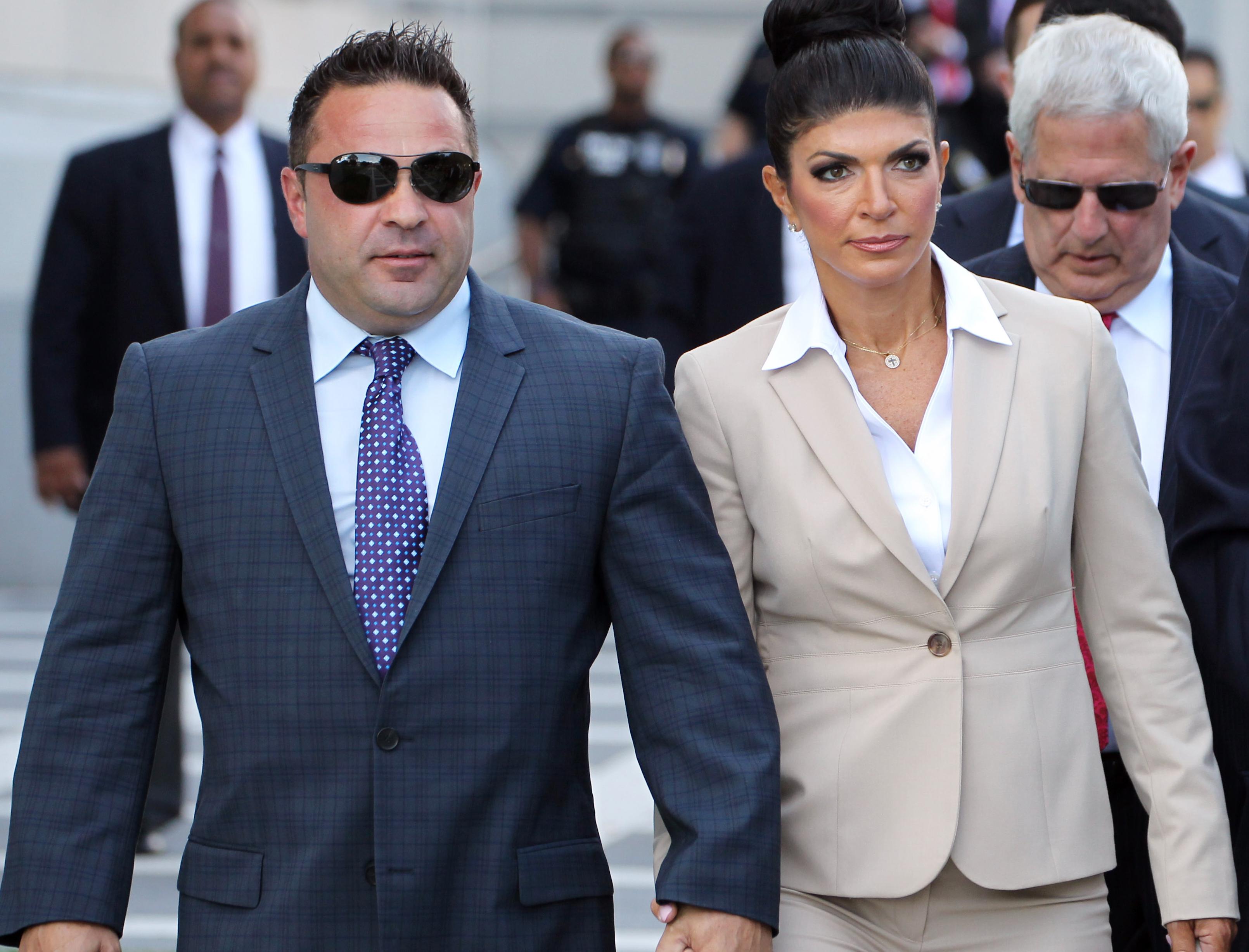 //joe giudice cheating teresa strip club breathless