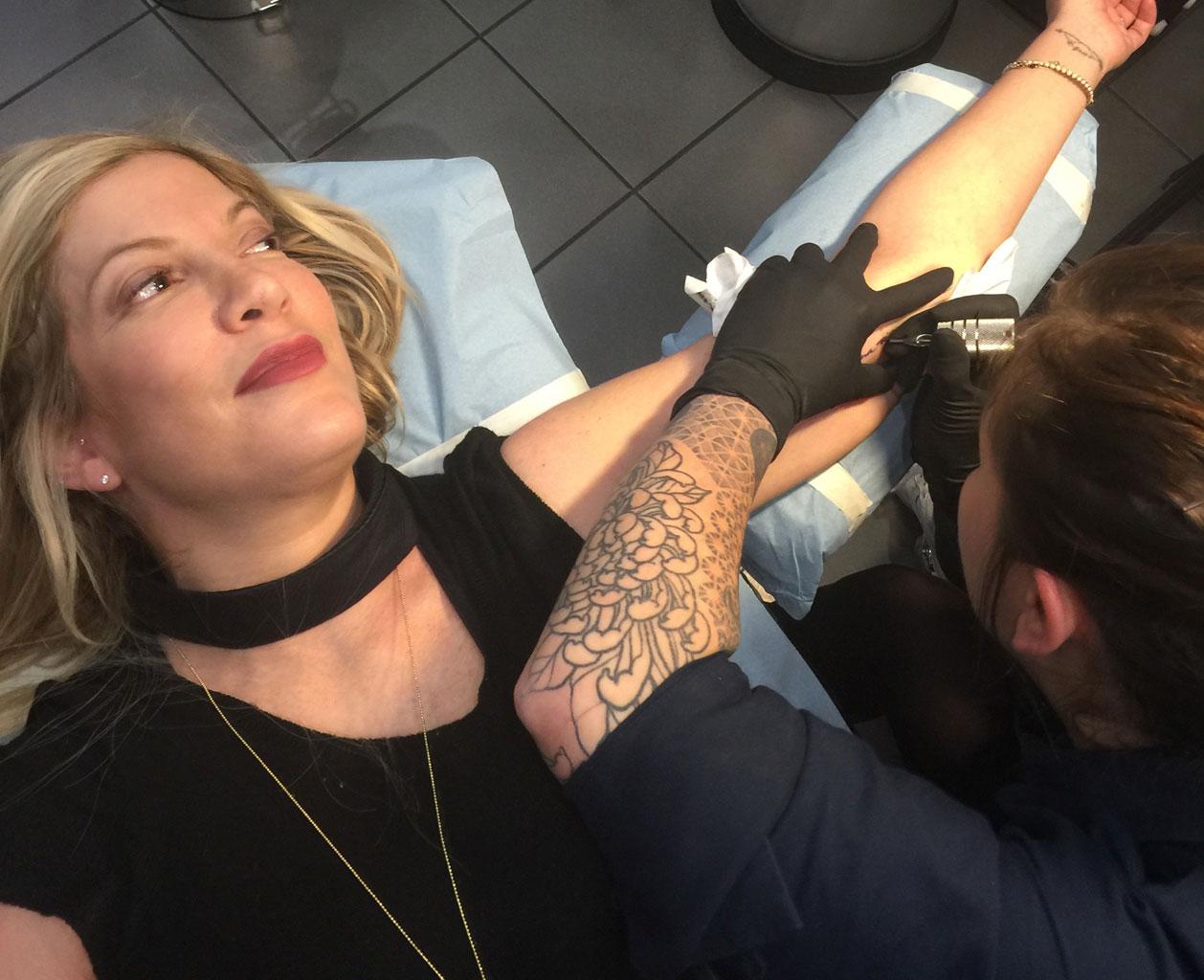 //Tori Spelling Dean McDermott Anniversary Tattoos