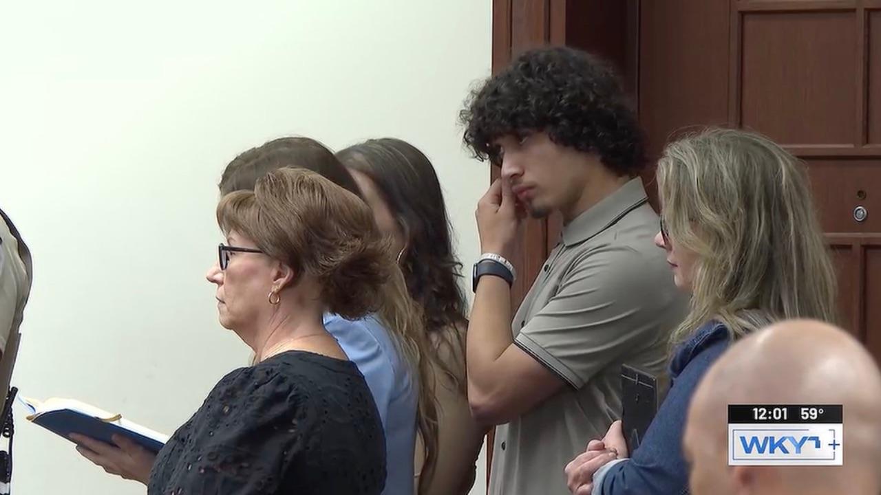 Photo of Hall family at sentencing