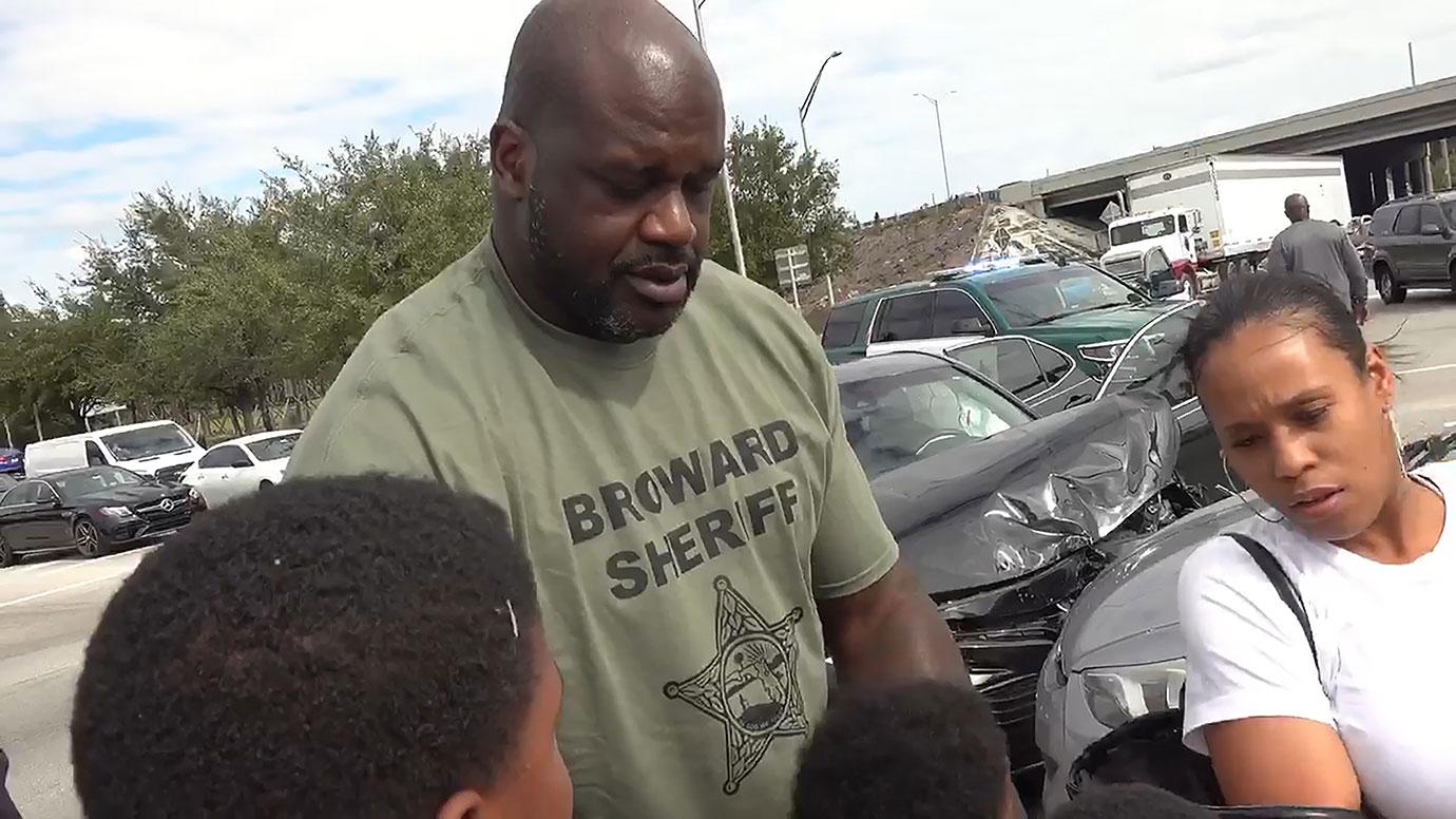 Shaquille O'Neal Saves Car Wreck Victims