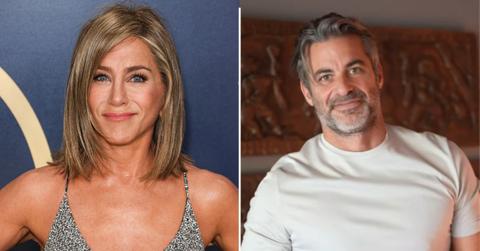 jennifer aniston living best life hypnotist lover