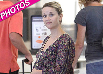 //reese witherspoon pregnant lax