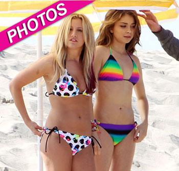 //pp_ashleytisale_bikini