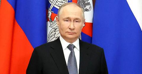 russian soldiers confront vladimir putin promises not kept ukraine