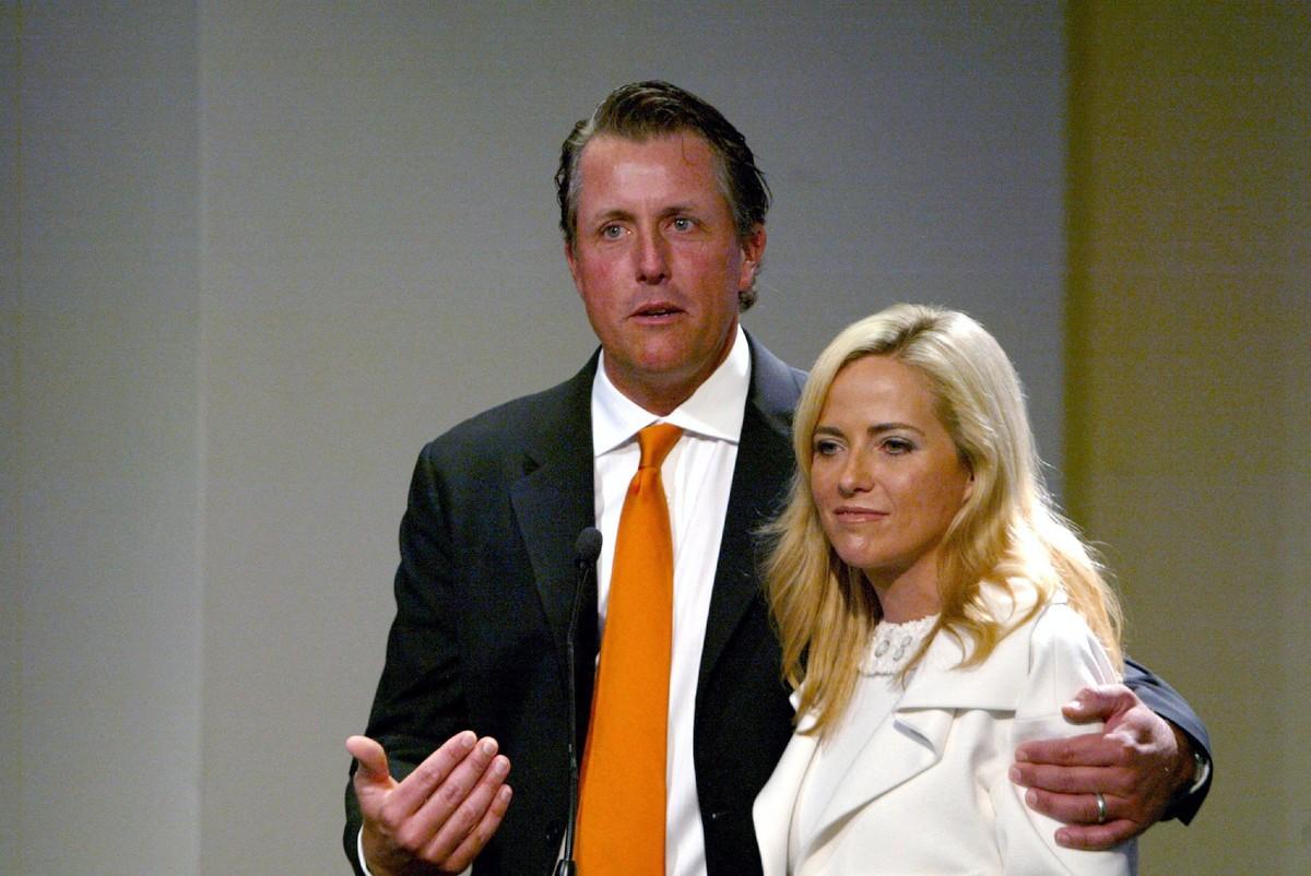 Amy Mickelson continues to support Phil, while Ashley said she stands with women who have been silenced.