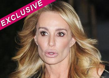 //taylor armstrong splash news_