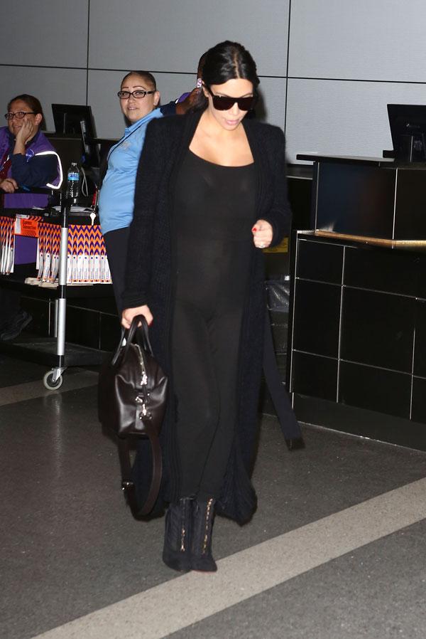 kim kardashian pregnant bump changing