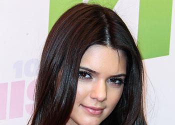 //pp_kendall jennerboyf