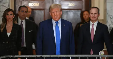 letter with suspicious white powder sent to trump judges chambers