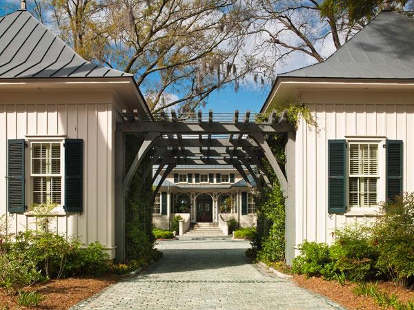 Paula Deen Selling Savannah Home