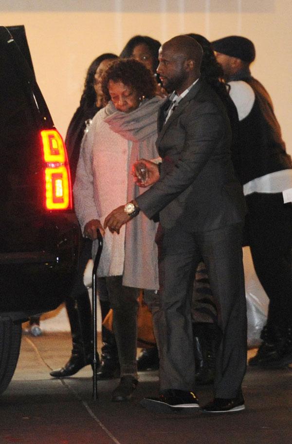 Cissy Houston & Family Visiting Bobbi Kristina In Hospital