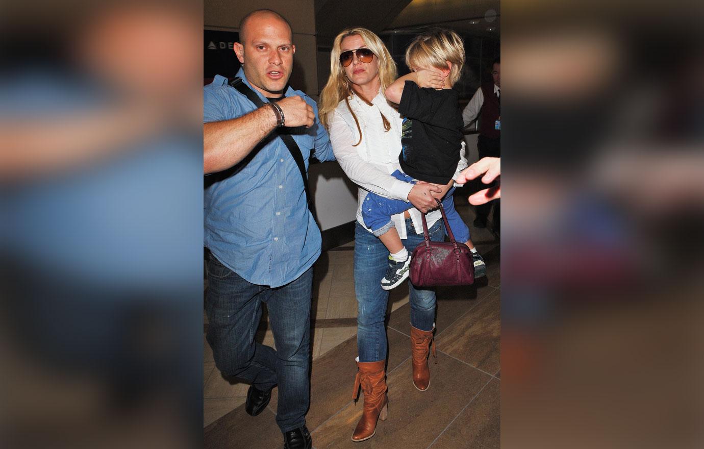 Britney Snubbed! Spears' Longtime Bodyguard Ditches Singer For The Kardashians