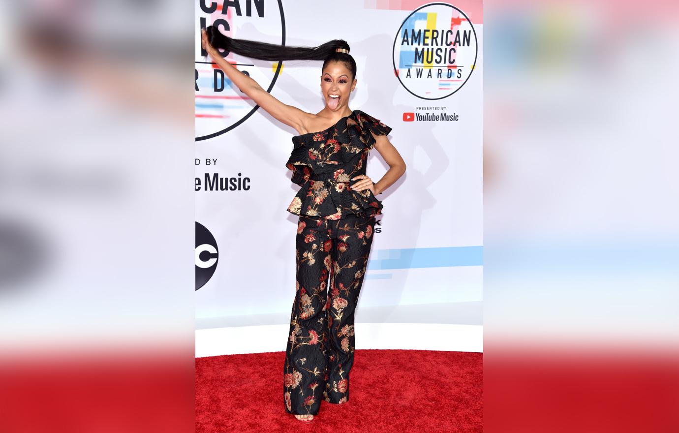 American Music Awards Red Carpet Celebrity Arrivals