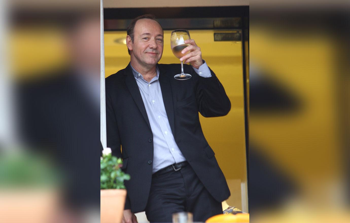 kevin spacey gay sexual assault partying secrets