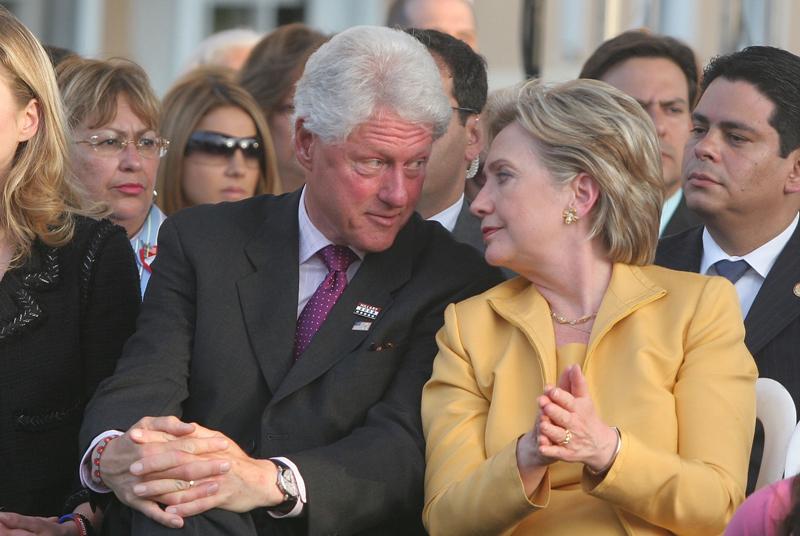 bill clinton groped woman campaign jet