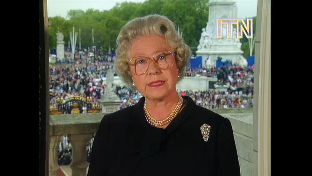 Photo of Queen Elizabeth