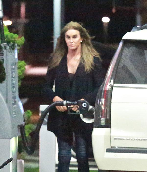 //caitlyn jenner naked stomach meltdown gas station