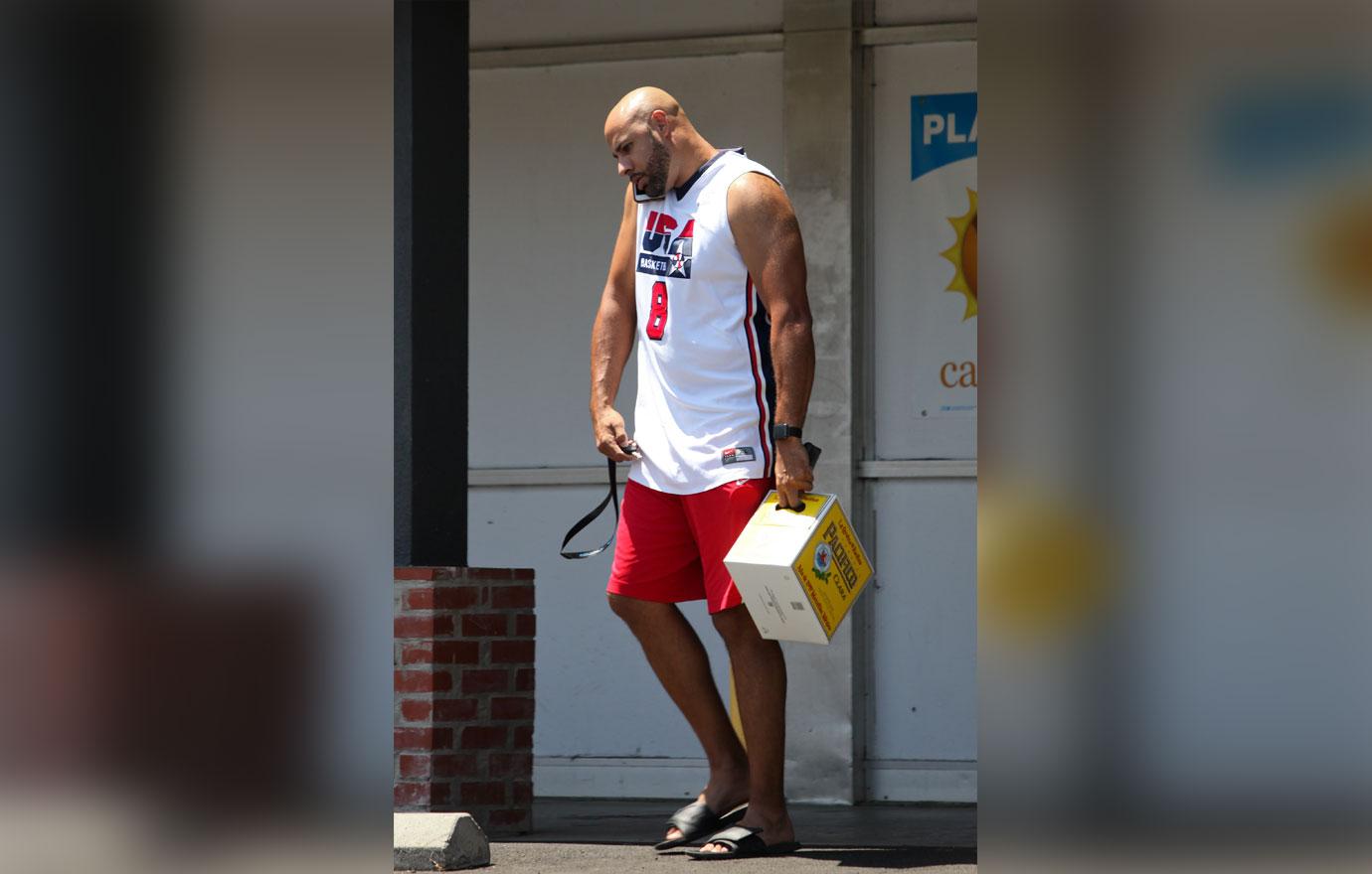 Hank Baskett Buying Booze Divorce