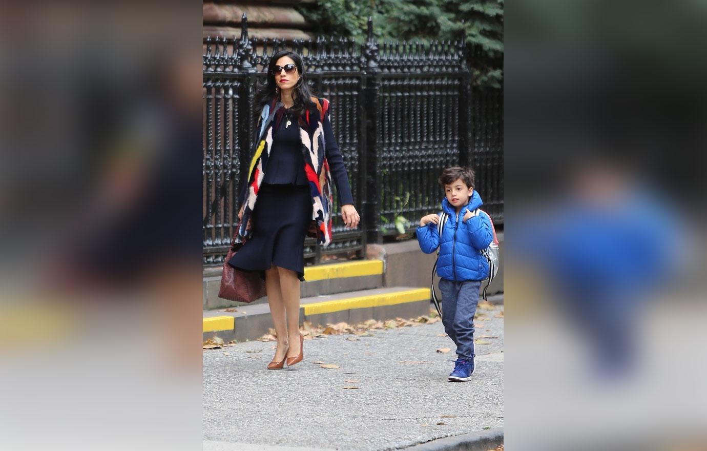 //Huma Abedin without wedding ring Anthony prison