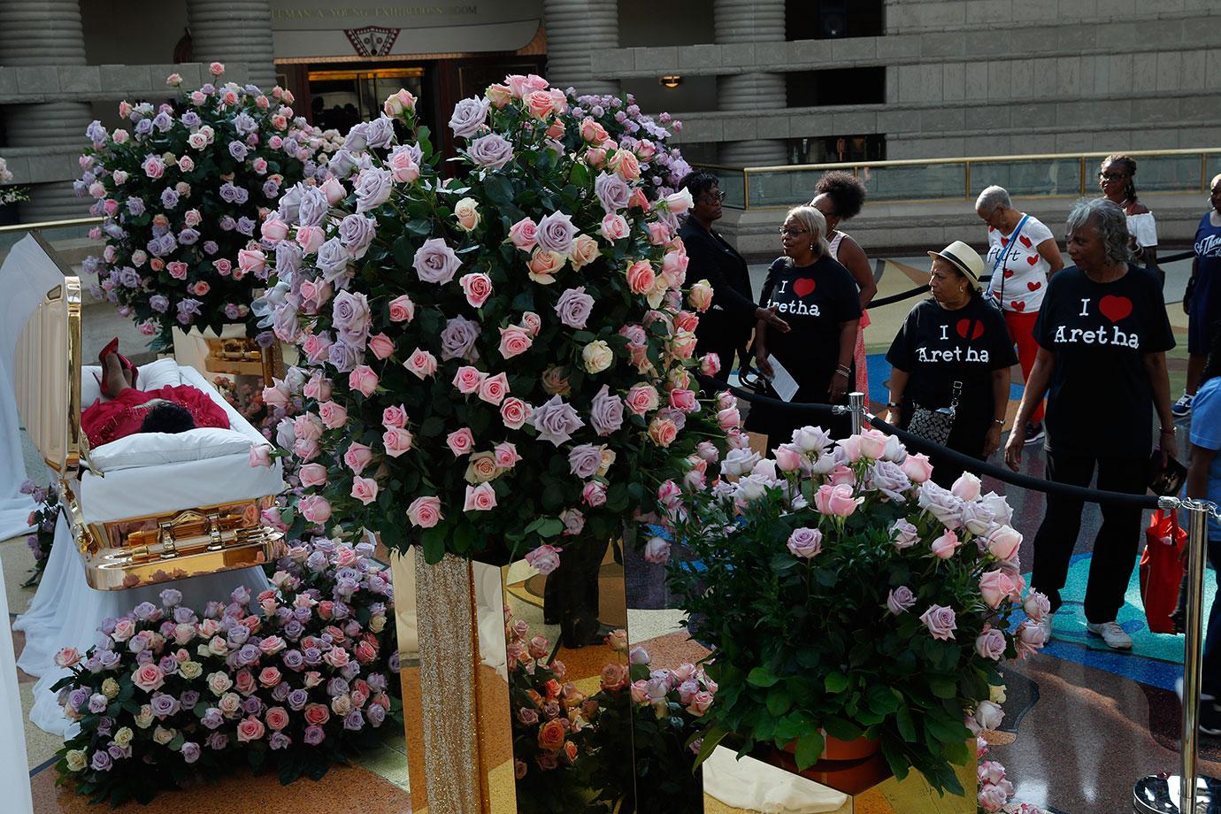 Aretha Franklin Body Coffin